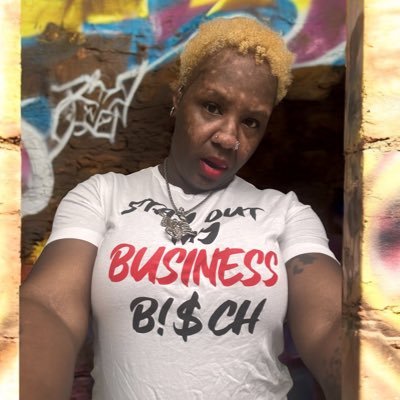 Kween_DeeAyeDee's profile picture. Souf East DC made me but the Army raised me… did my 20 year bid and stepped off on they ass f4f 💪🏿#retiredbih
