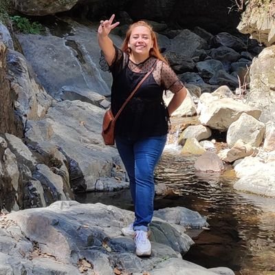 DIANAPEREZ33111's profile picture. 