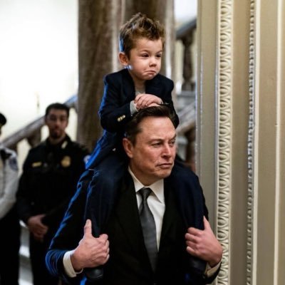 EmX_elon06's profile picture. Entrepreneur 🚀|Spacex • CEO & CTO 🚔•Tesla • CEO and Product architect