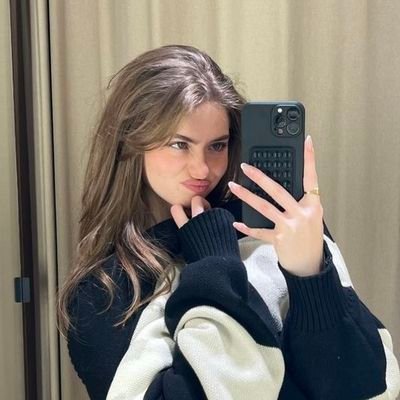 gr33nlav_'s profile picture. if happy ever after did exit • 🐍 @astinieasti