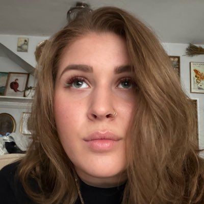 lyndseybausburn's profile picture. 