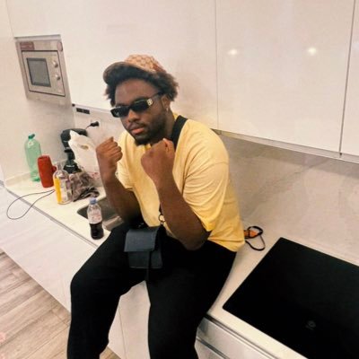 Cozart_19's profile picture. @PSG_inside