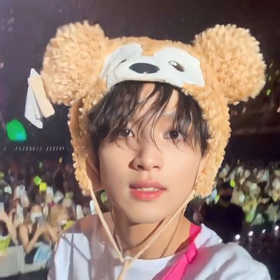 grlllalmty's profile picture. 🤎☕️🧸💘🐅 • haechan thinker • she/her • ‘96 🇩🇴🗽