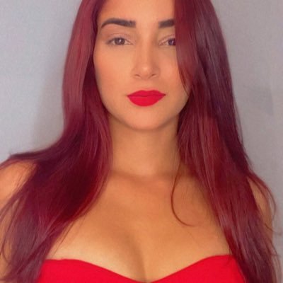 naracunhaaa's profile picture. 