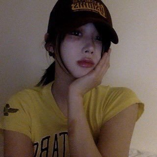 kmllyita's profile picture. 