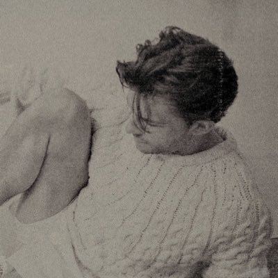 tenderwaves's profile picture. ㅤㅤ✿ㅤㅤㅤ꒪ㅤㅤ the dust from the cherry blossoms disappears with shells near. mdni. rp not imp. somewhat here. ·:*¨༺ ♱