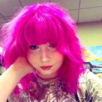 catgirlphoebe's profile picture. your mom’s favorite twitter user. professional family guy. president of the united states of america. 10$ DM fee! Cashapp: $catgirlphoebe