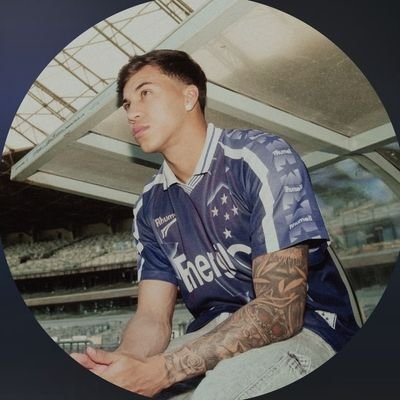 lvcruzeiro's profile picture. ⚢