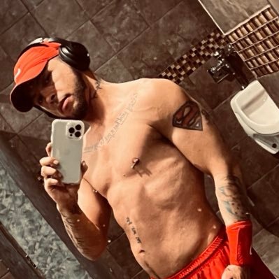 CatrachoHTX's profile picture. New Account..Need my followers back..please repost my conent... Honduras living in Southeast Houston...HMU to make some content