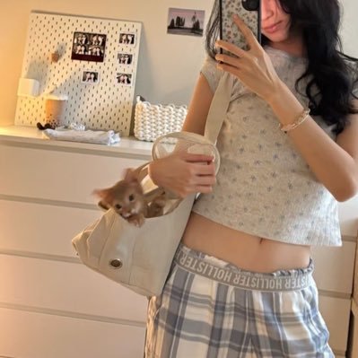 Momeeeeni's profile picture. Dek69 ที่อยากเรียนพยาบาล มช ㅜㅜ 🌺ขายเอาสังคม👀 bbt งานญี่ปุ่น