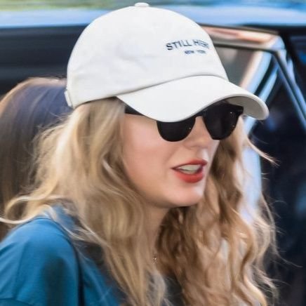 aopleonil's profile picture. taylor swift • ordem paranormal • chiefs • ferrari 
         (qualquer pronome)