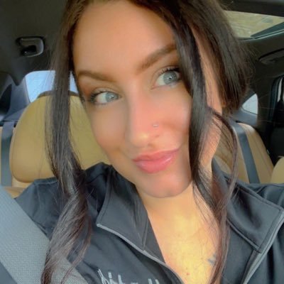 sarahweek4's profile picture. 