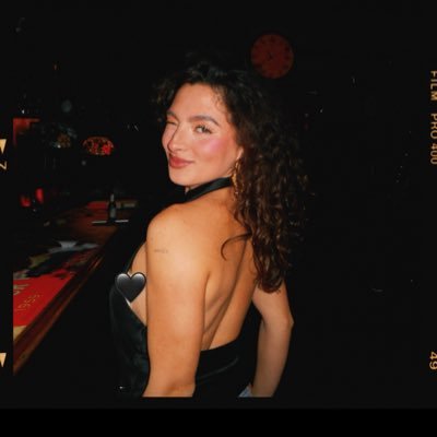 crgonzalez16's profile picture. mediterránea