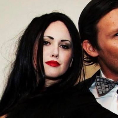 KimcastCares's profile picture. Flower farmer, heirloom tomato enthusiast, hen mama and venue owner.   ✌🏻🫶🏻 🌞