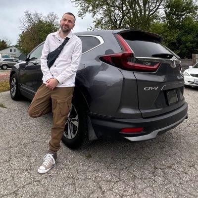 revkodmytro's profile picture. 🎵 Self-taught musician 🎸🥁 Guitar & drums ✨ Just vibes