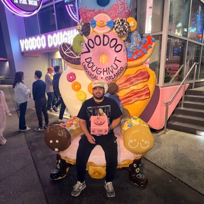 Taylor_Eibe's profile picture. just livin life| Packers, Brewers, Bucks, Badgers, Jayhawks, Oilers