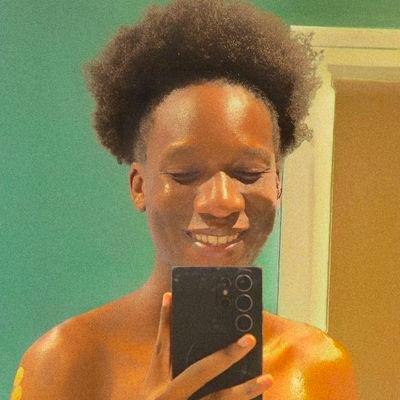 Malachi263's profile picture. Award-winning rap artist.
Medical Doctor.
Zimbabwean.