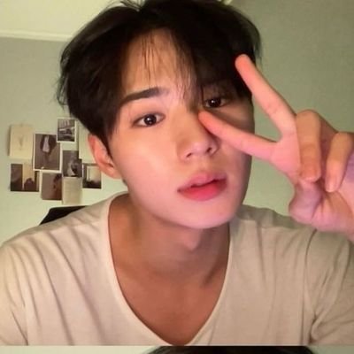 bluelitday12's profile picture. 