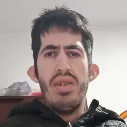 GoodarzTwT's profile picture. ! @goodarzx ساس شد . خداشاهمیهن 🟢⚪️🔴

متعهد به شقایق ❤️