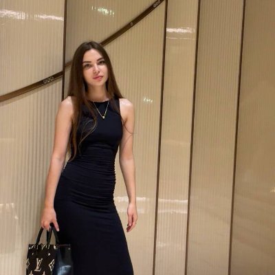 Sophieklein04's profile picture. 