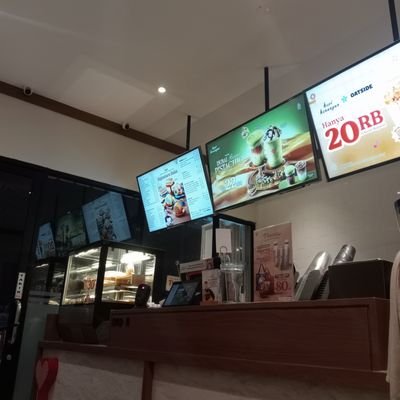 menang_ish's profile picture. The older I get the more I enjoy my own company