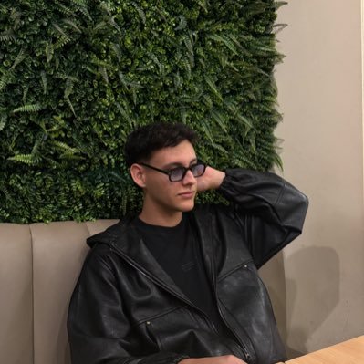 julioo28_'s profile picture. 21 iscet