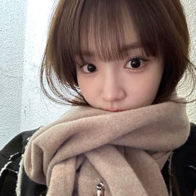 meovvkis's profile picture. life is still going on