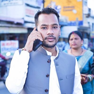 devchhattisgarh's profile picture. जिसकी मति और गति सत्य और धर्म की हो,
उसका रथ आज भी श्री कृष्ण चलाते हैं।