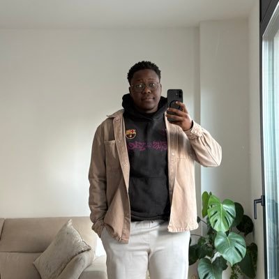 capsnoluck's profile picture. Engineering somewhere in my dreams