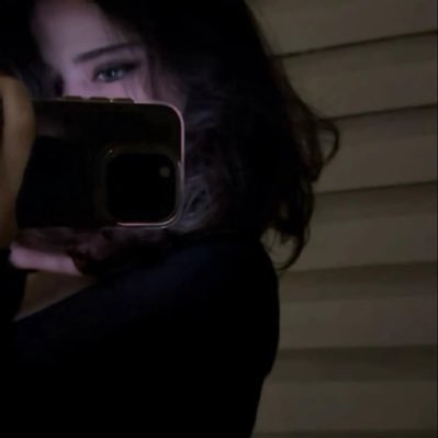 ll_xvg's profile picture. 