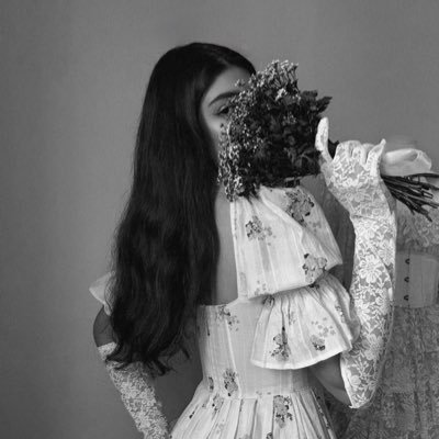 lolii300's profile picture. 