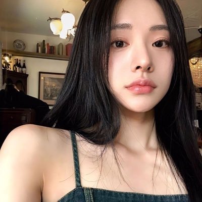 fewmeral's profile picture. 