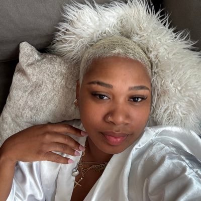 _NoCatfish's profile picture. idk & idc