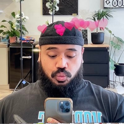 leatualoa's profile picture. 🇼🇸 🌊🌺✨I should buy a diary