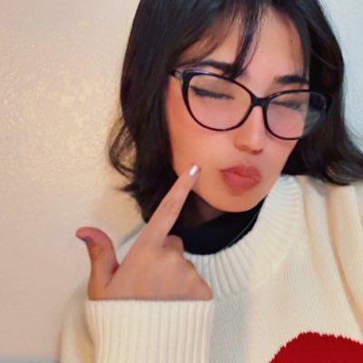 flwrsonhorizon's profile picture. as long as i’m alive, i have infinite chances