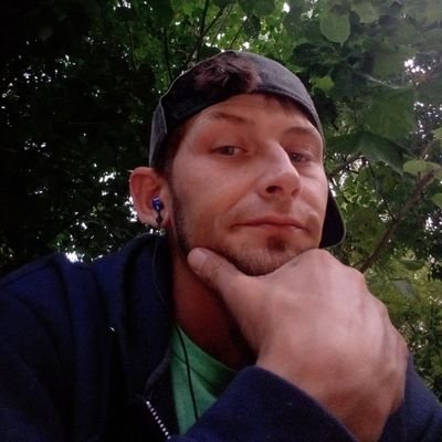 buffalokid85's profile picture. happily married to the love of my life die hard sabers and bills fan Buffalo or nothing loves wings 🍗 🦬 ⚔️