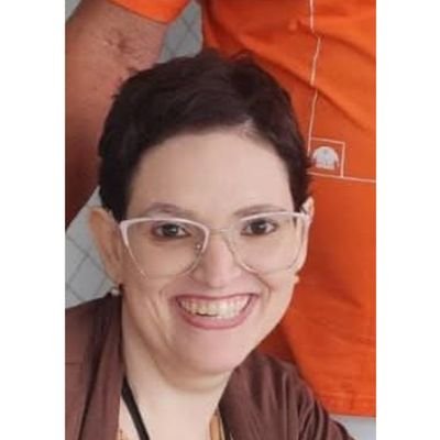 lelemmbarros's profile picture. Venci o câncer de mama aos 33 anos,
Viciada em música, TDAH