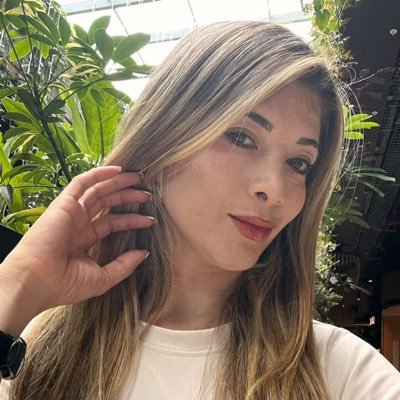 alejitamvs's profile picture. ➡️😁💪♥️derecha, paisa,