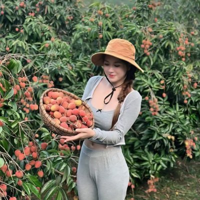 Ella11411's profile picture. 