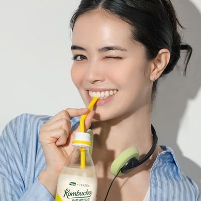 larissinhacervo's profile picture. Primeiro e único acervo de notícias e memes dedicado a maior idol Brasileira de todos os tempos || ative as notificações || @doremifasolari1