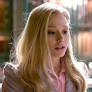 cenariocerto's profile picture. “ this is my choice, and I choose you, Donatella. I don’t need immortality. you’re my forever. “