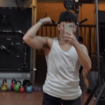 hey_aemond's profile picture. Leo • 🧑‍🏫 • 27 • 5’7 • Ailurophile 🥱 ML: 430498794 (3902) 📍Dvo | LPT | MAEd | 🏃‍♂️