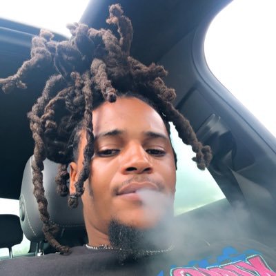 MainmanPeanut's profile picture. 