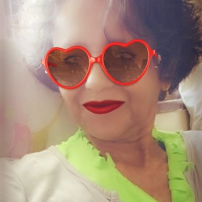 ClaudiaRPistola's profile picture. conta paródia 
📣Favor não me passar Direct...
📣SOU ANTIPETISTAS E TBM  ESSES  COMUNISTAS DO #STF
