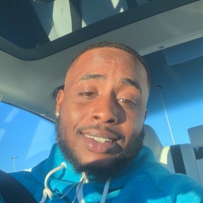 nebinorozay's profile picture. 🇪🇹 🤴🏾 realtor 🏡🔑