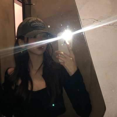 veanay_'s profile picture. tak kenal maka tak