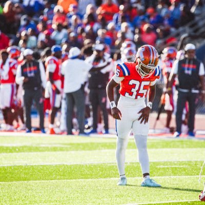 DamonPruitt0's profile picture. East st. louis • 3.7GPA • Kicker • Class of 26’ • judah3xx@icloud.com - Cell (618)3815000