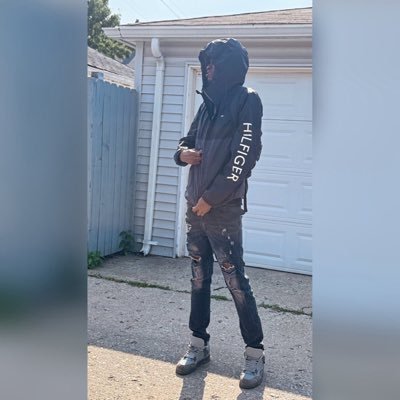 MindYurs1's profile picture. New Account old one got hacked @😒@5k 27Yrs old 🫶🏾