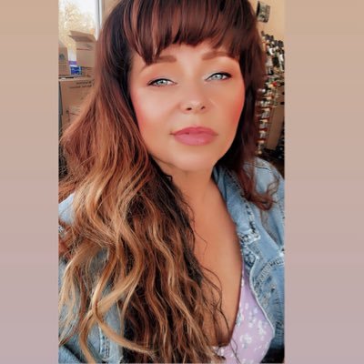 TheShowMeGirl's profile picture. I'm great at asking for forgiveness so you play it safe and I'll be over here taking chances 😁💋😮‍💨🖤✨☘️🥂🥃