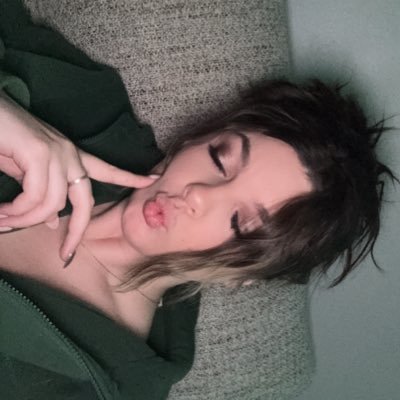 julia_brooklynn's profile picture. 𝐁𝐆𝐒𝐔 𝐀𝐋𝐔𝐌𝐍𝐈 ✰ 𝐃𝐌𝐗 𝐗𝐗𝐕𝐈